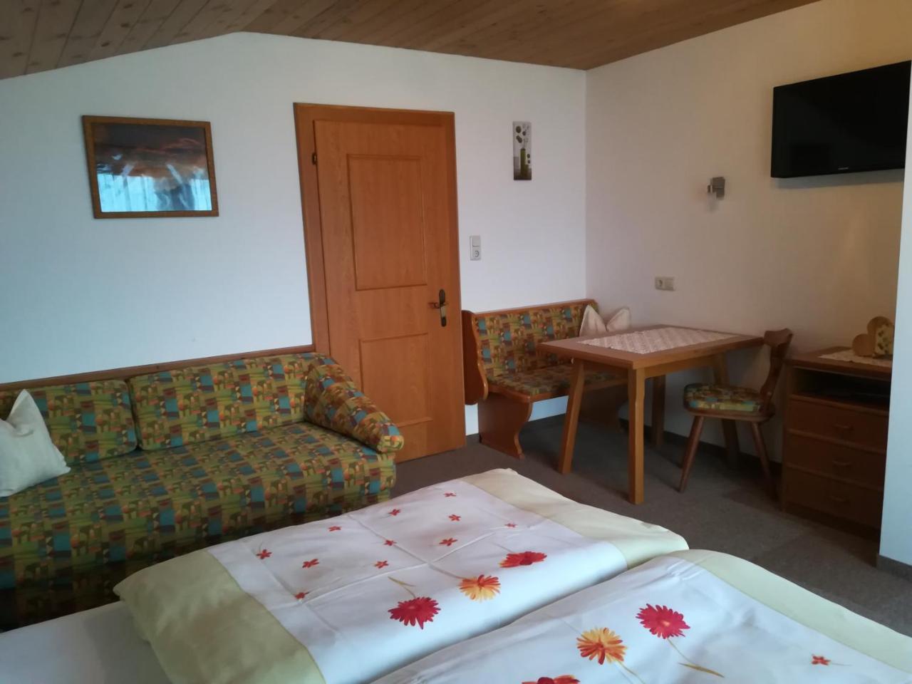 Ferienwohnung Angererhof 라이스임알바흐탈 외부 사진